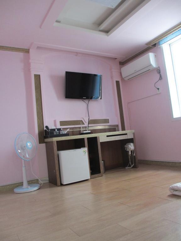 Moiri Guesthouse Yeosu Exterior photo